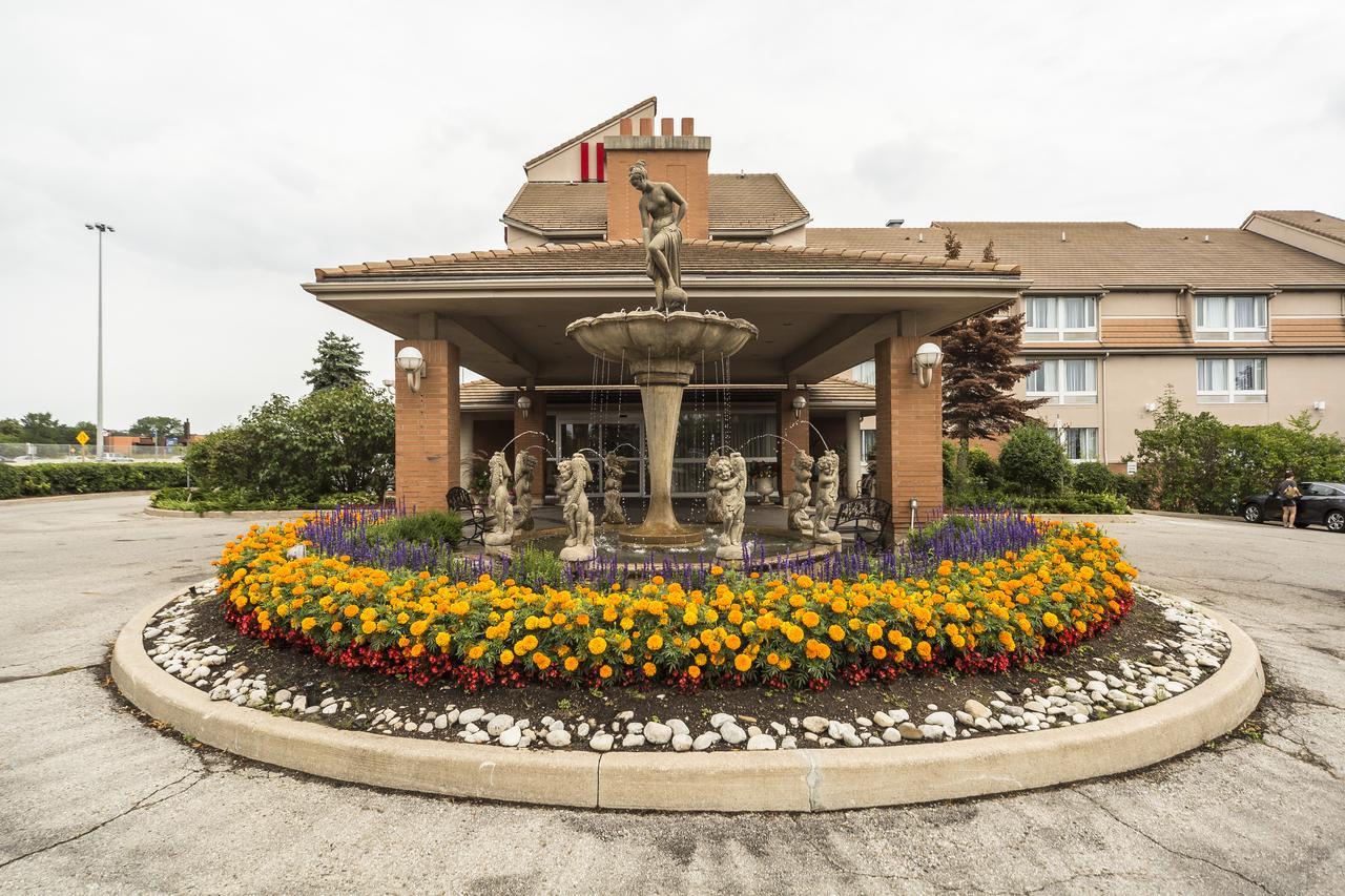 Monte Carlo Inn Oakville Suites Exterior foto